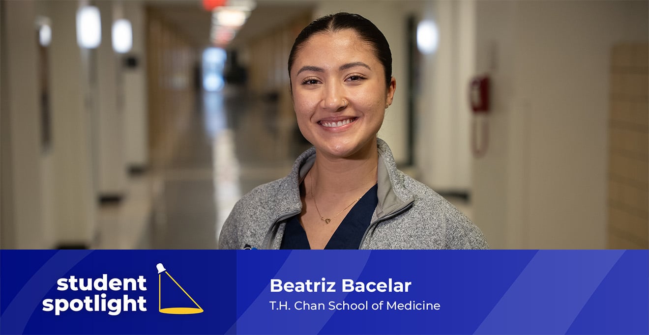 Heart in hand: UMass Chan medical student teaches hands-only CPR