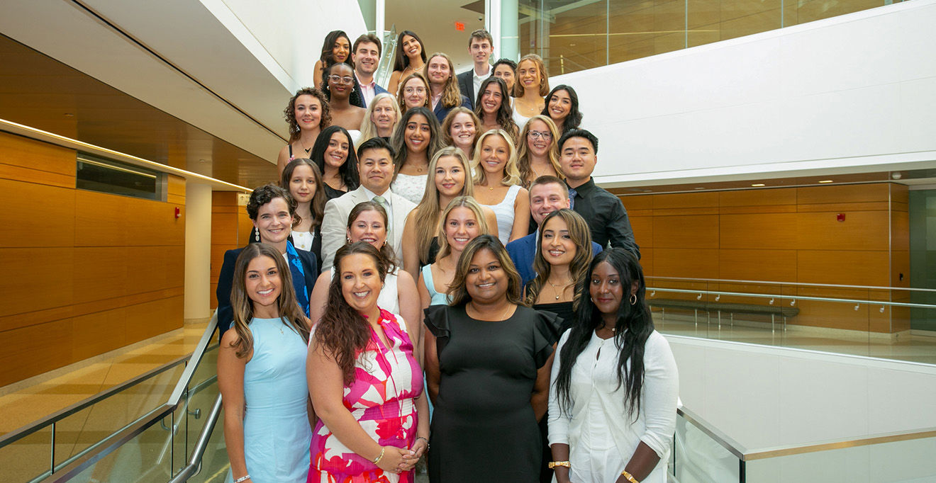 UMass Chan pinning ceremony welcomes 35 students to nursing profession